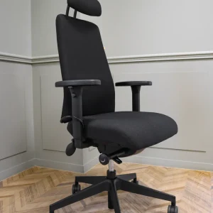 Premio kontorsstol snett framifrån